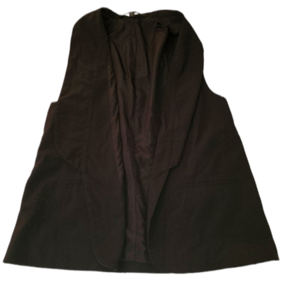 Large Mossimo Vest - Picture 2 of 7